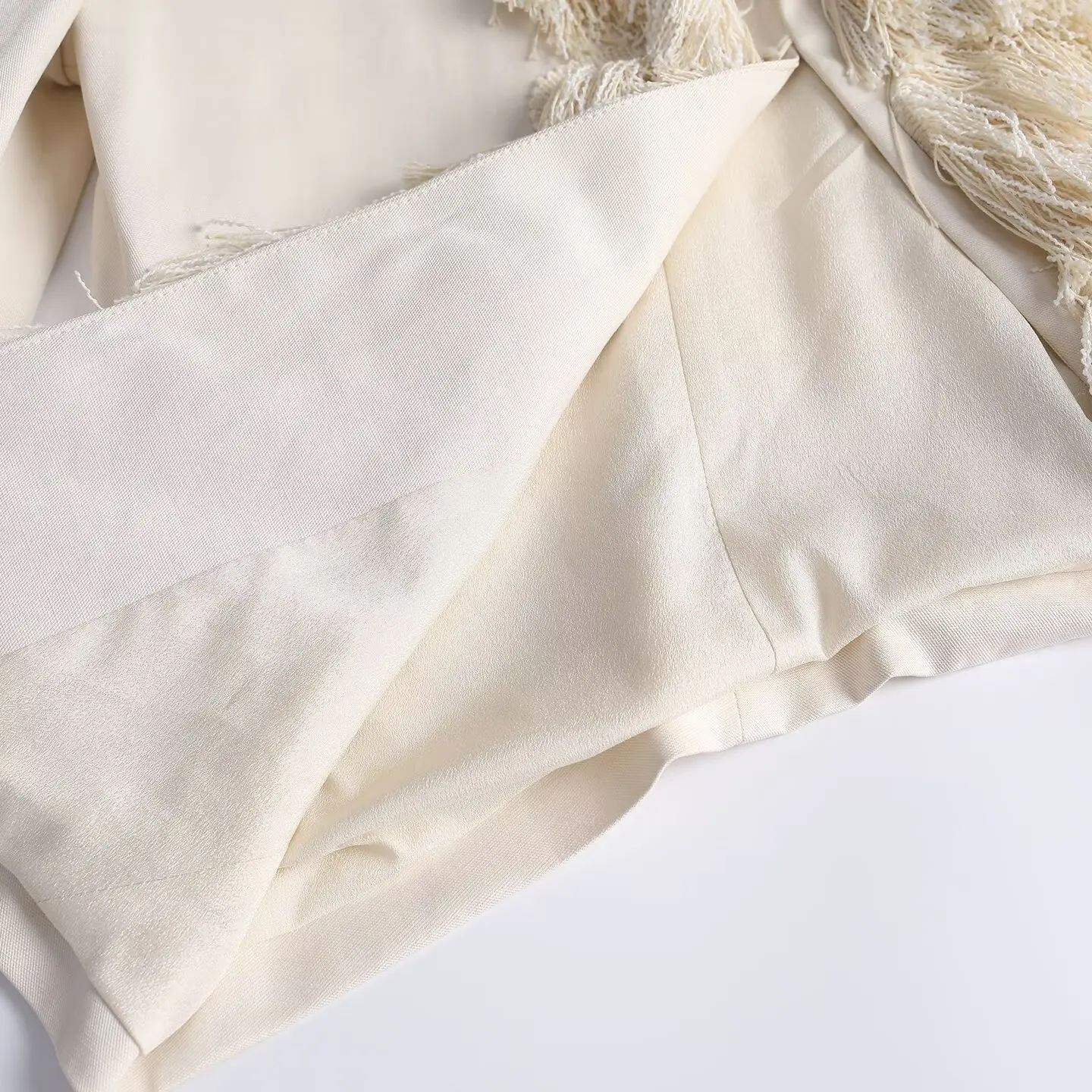 KONDALA Vintage Herbst Damenjacke mit Quasten, Mode 2026, elegant, lässig, modern, schick, Damen-Streetwear, V-Ausschnitt, Knopfverschluss, Damen-Oberbekleidung – Detail 11
