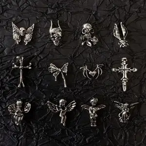 10pcs estilo de arte de uñas de estilo punk gótico de la aleación de plata antiguo Jesús Católico Cross Cross Diablo Angel Nail Decorations 10 mejores encantos de venta de uñas de ventas - №4