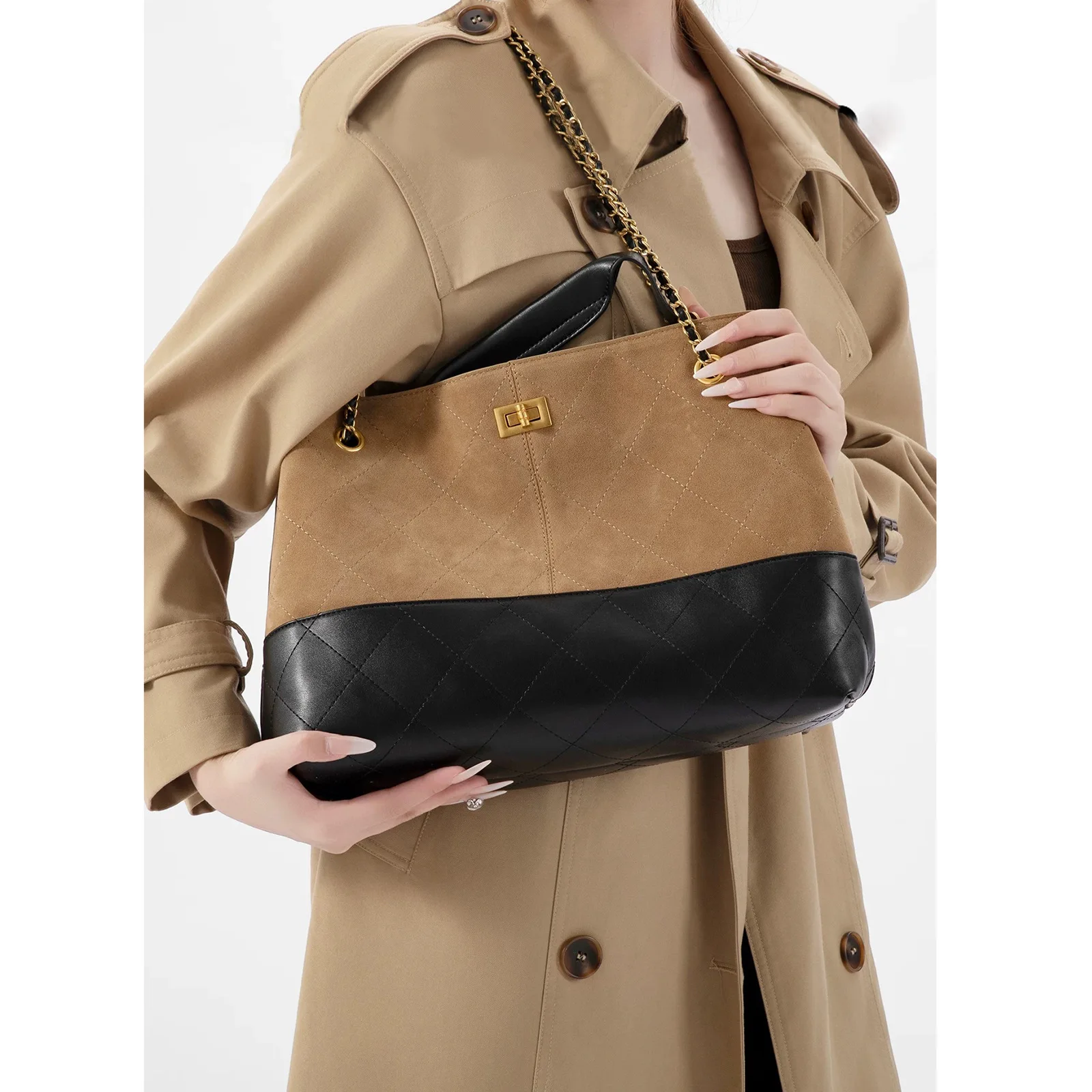 

High-End Minimalist Shoulder Bag With Textured Retro Finish And Spacious Interior Designed Also As A Chic Diaper Bag