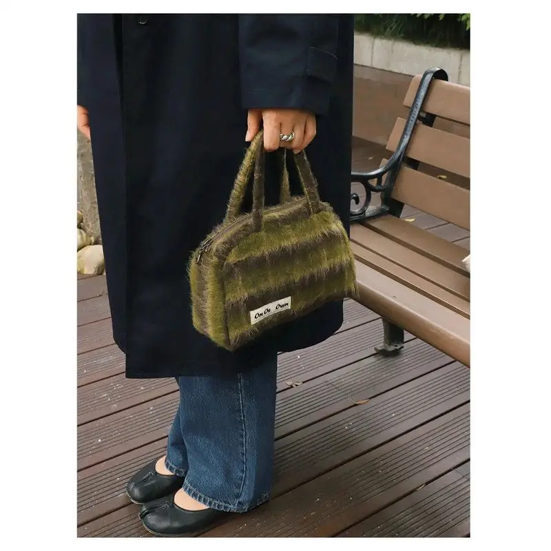 Miyagawa Mini borsa per ragazze 2023 nuova borsa in peluche autunno e inverno borsa a tracolla singola di alta qualità borsa a tracolla portatile