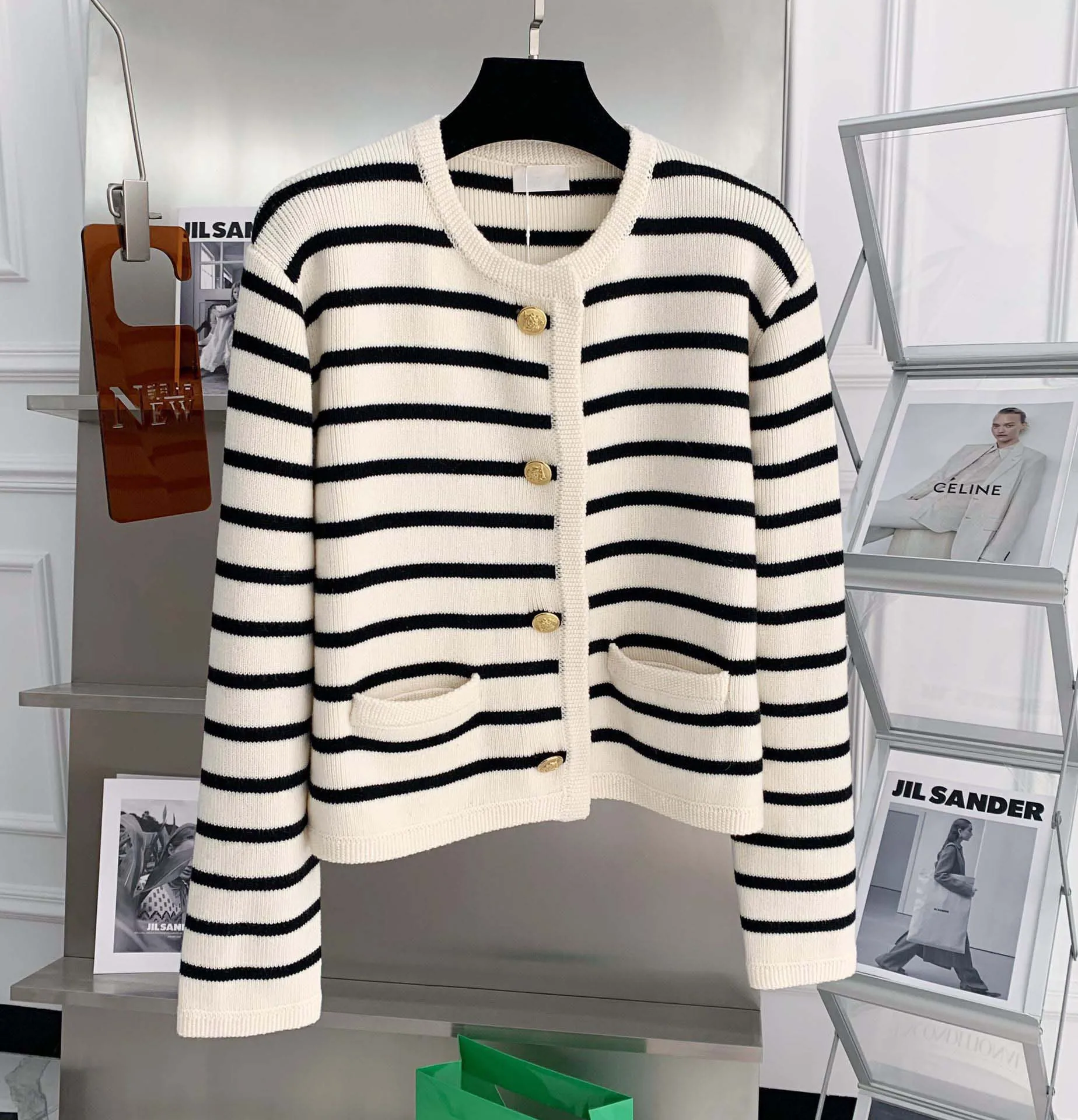 Cardigan lavorato a maglia a righe da donna Primavera Autunno O-Collo monopetto manica lunga Crop Top Moda Casual Chic Maglioni femminili