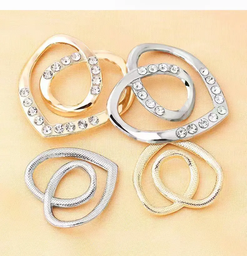 المرأة بروش هندسي الملابس الزاوية عقدة زر حلقة قميص هيم تي شيرت وشاح باك الملابس اكسسوارات الديكور