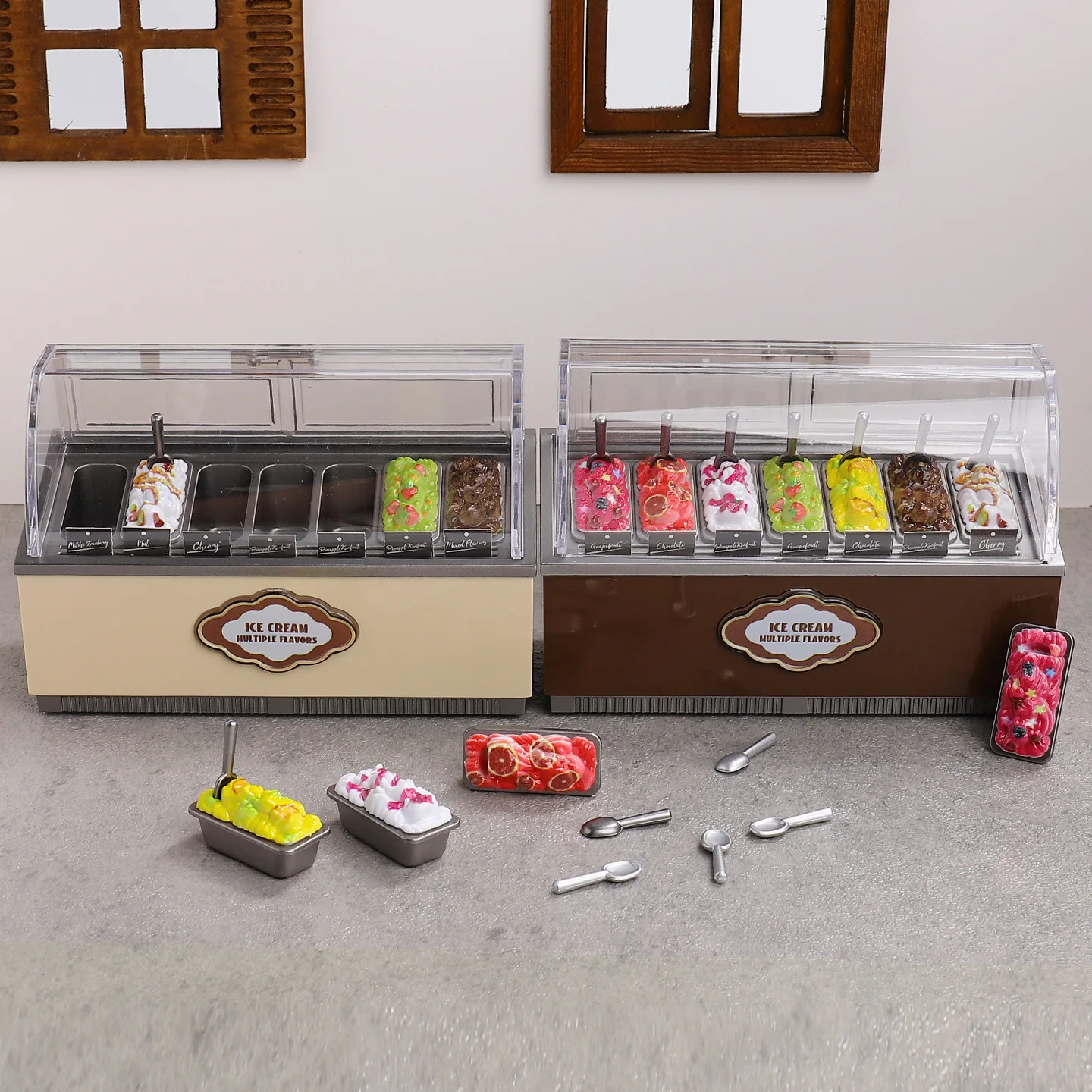 

1set Mini Ice Cream Cabinet Ice Cream Vending Machine Model Miniature Supermarket Scene Dessert Diy Dollhouse Decoration Decor