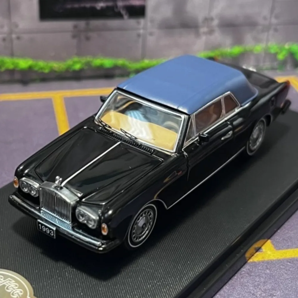 

GFCC 1:64 Vehicle Corniche IV 1993 Collection Diecast Model Car