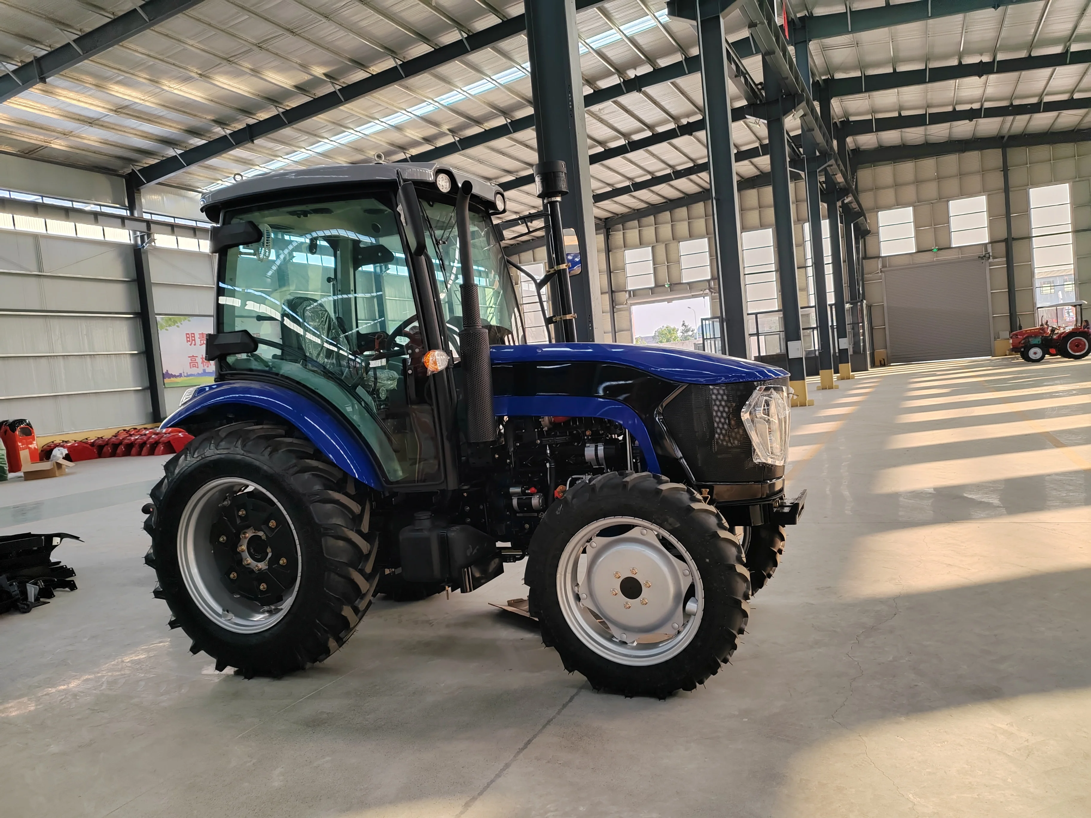 Traktor Roda Diesel 4WD untuk  - Agriculture Farming Land For Sale ulasan dan harga
