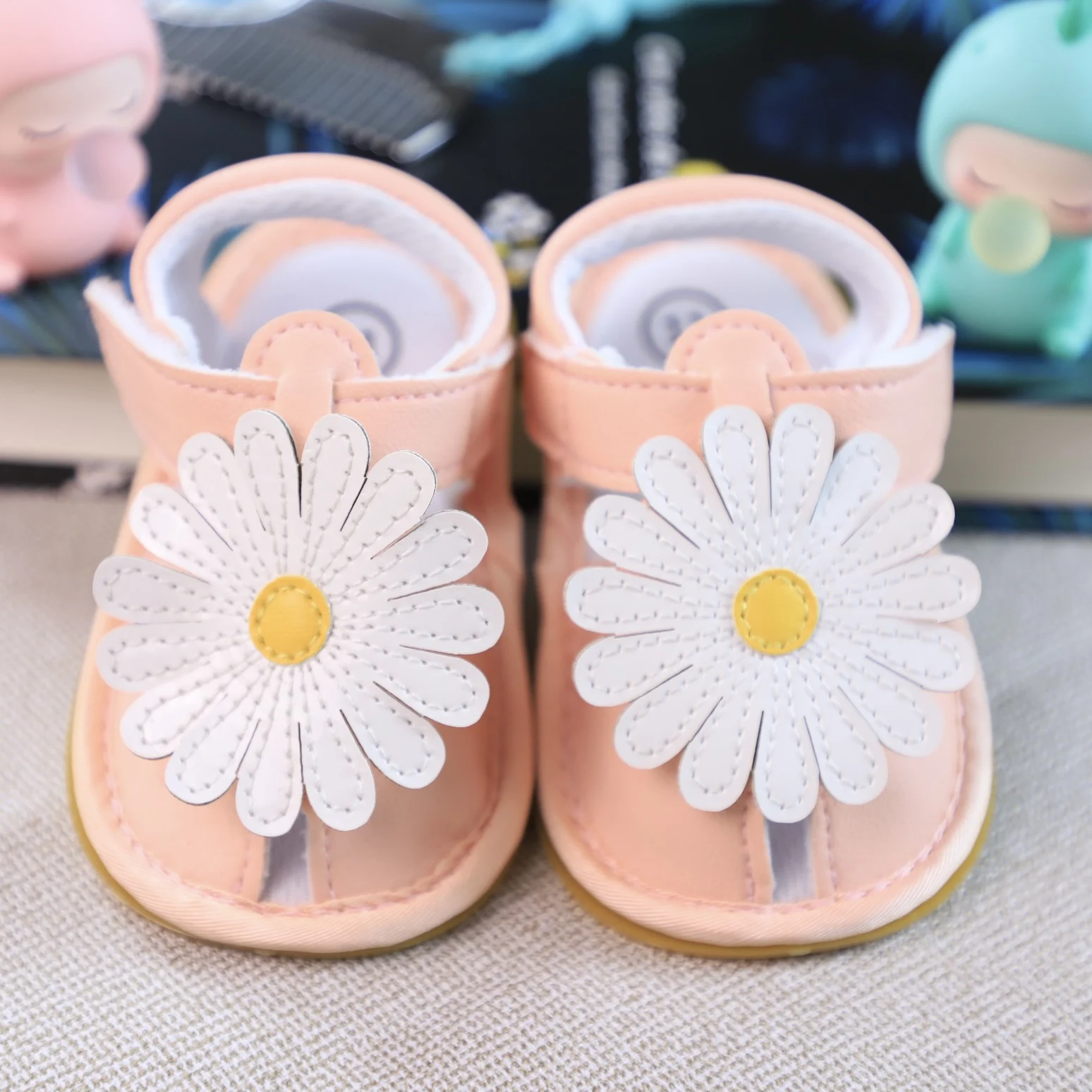 Scarpe da bambino per bambini scarpe da bambino per la prima coppia di scarpe Pre-Step sandali estivi con fiori di moda