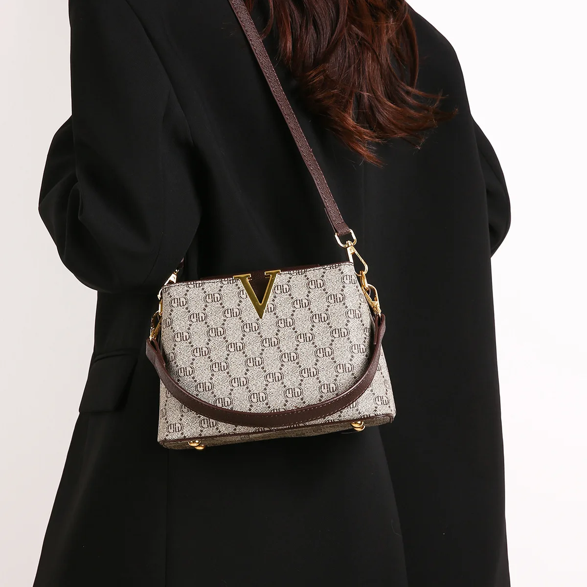 

2025 New Women's Printed Shell Crossbody Bag, Vintage Chain Strap Sling, Adjustable Shoulder Tote for Daily, Chic & Lightweight