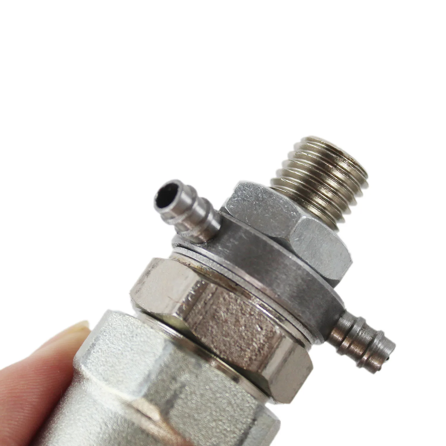 3PCS หัวฉีดหัวฉีด ASSY 15271-53020 70000-65209 15221-53030 สําหรับ Kubota D750 D850 D950 D1302 D1402 V1702 V1902 เครื่องยนต์