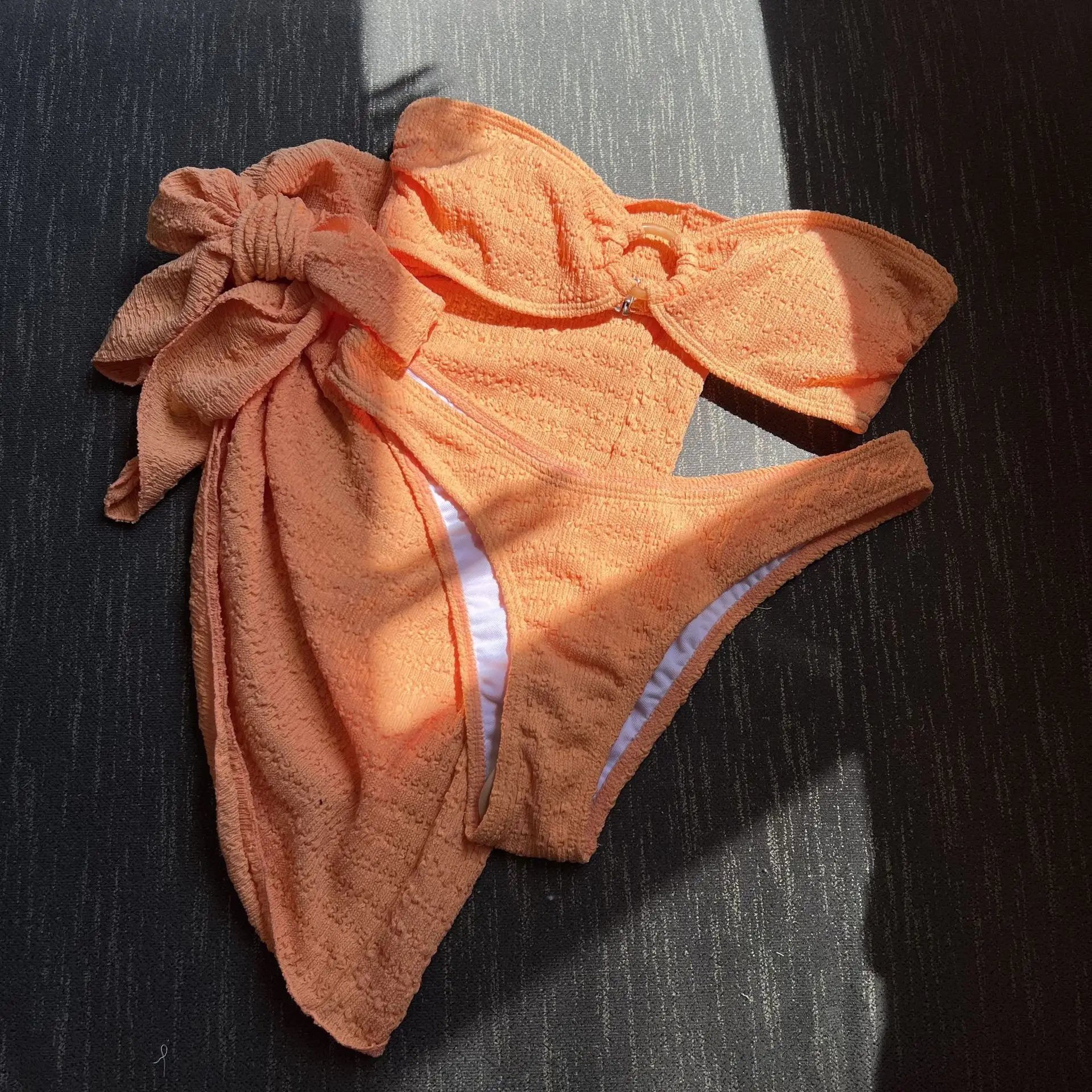 أطقم بيكيني مثيرة على شكل حلقة العصابة مكونة من ثلاث قطع مع تنورة غطاء ملابس سباحة ملابس شاطئ ملابس سباحة رفيعة بيكيني تانكيني