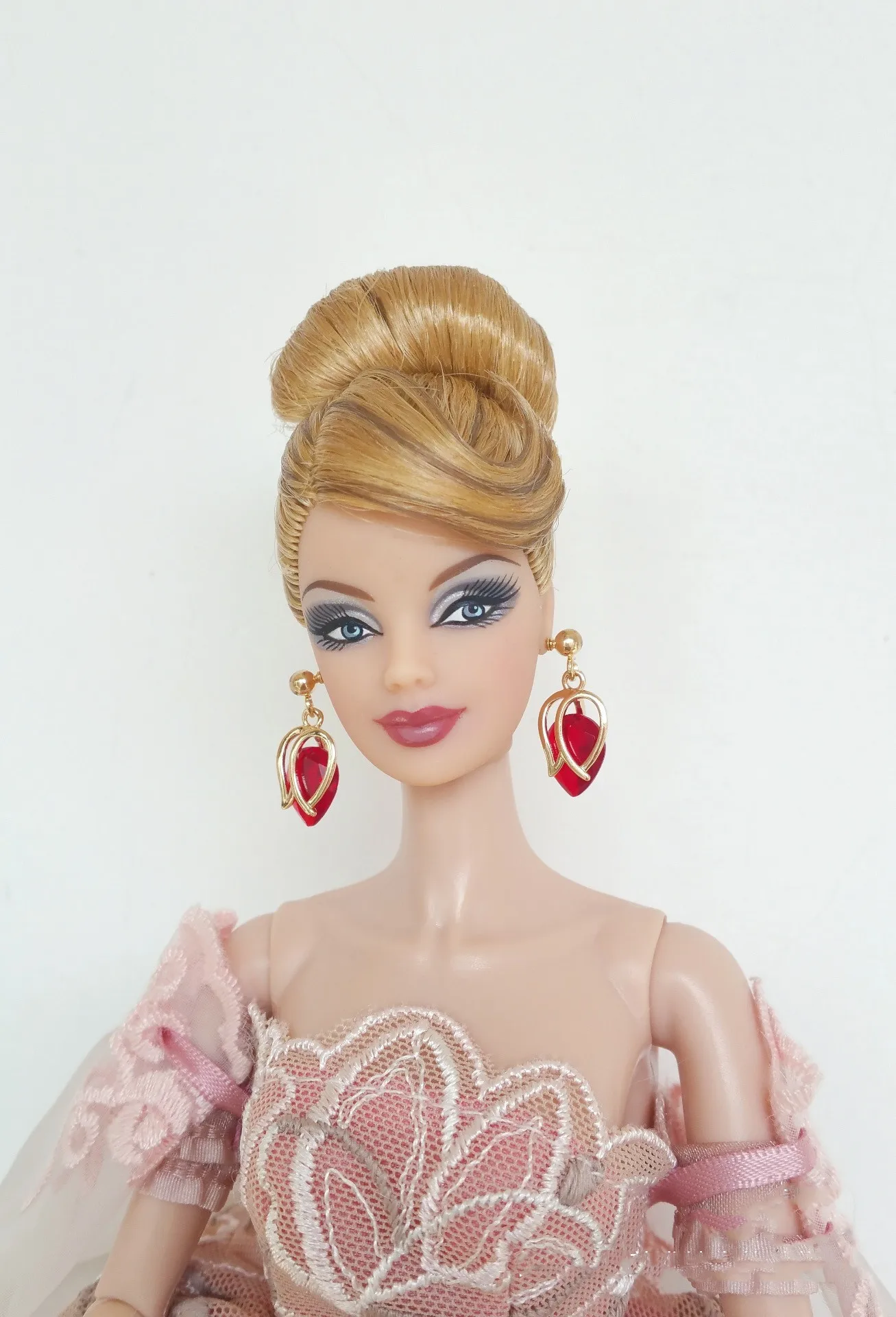 

BJD red heart earrings 1/6 doll accessories free shipping
