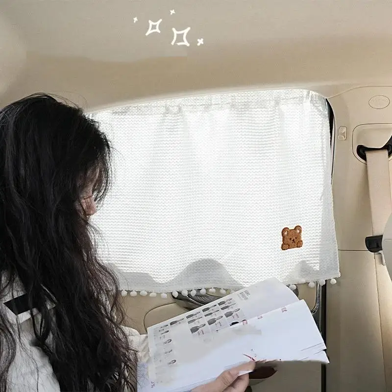 Fresh Style Car Sunshade Curtain Heat Insulation Absorption Suction Cup Type Automobile Window Blind Fashion Car Accessories view 2
