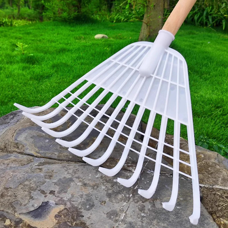 Garden leaf rake with plastic white garden rake suitable for collecting and cleaning lawn shrub fragments, fallen leaves