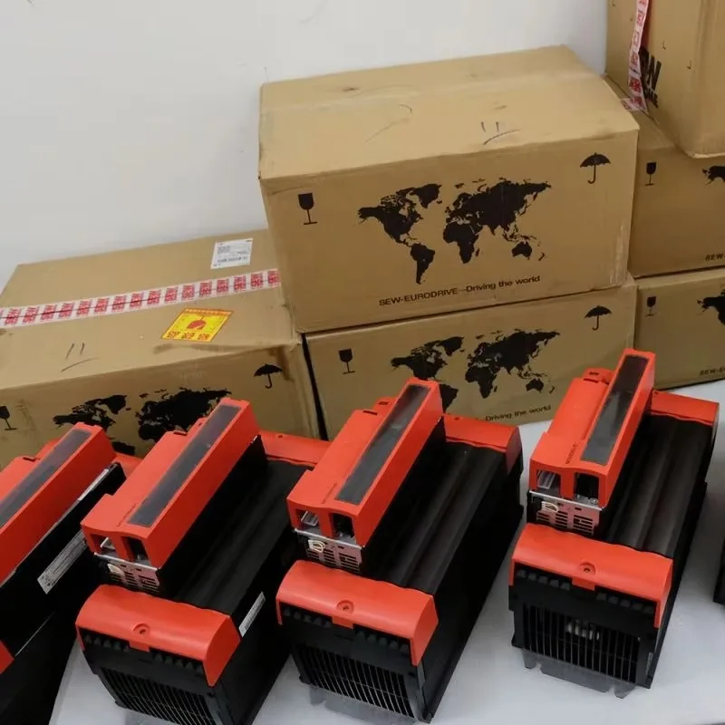 Sew-eurodrive Inverter Sew Eurodrive Gearbox 3 Phase AC Input Output Servo Inverter Drive MDX61B0300-503-4-00