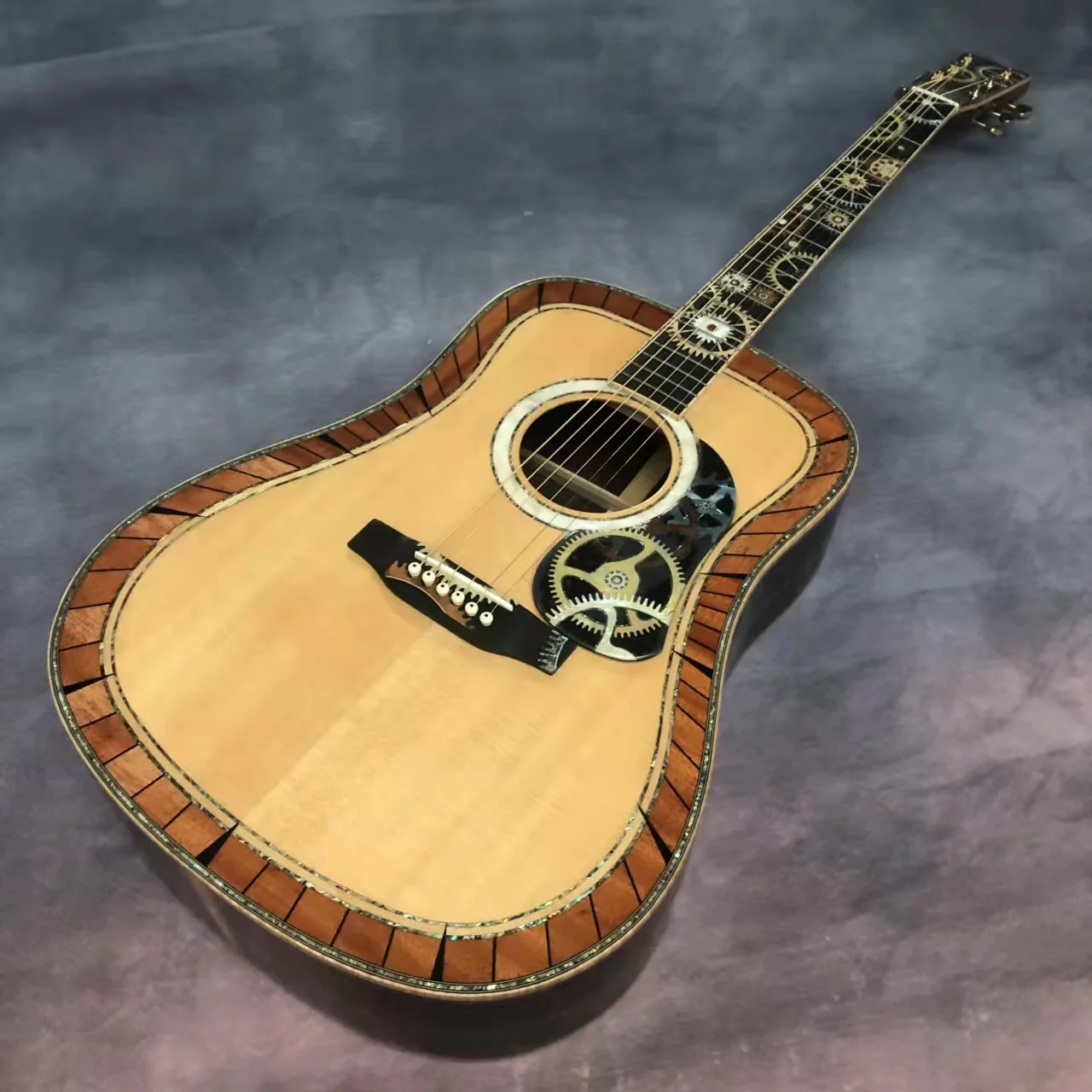 

41 "D barrel D45 series full abalone bay inlaid black finger acoustic acoustic guitar