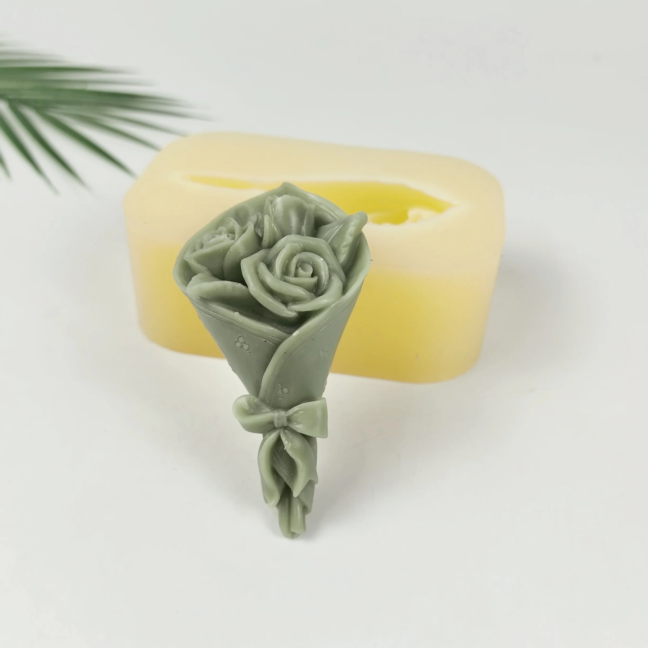 

3D Bouquet Silicone Mold A bunch of Flower Shape Chocolate Candle Soap Mould DIY Aromatherarpy Household Decoration Craft Tools