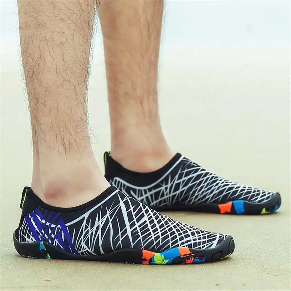 Slip-On Größe 38 für Herren Running Man Sandalen Schuhe Herren Hawaii Slipper Sneakers Sport Festival Zinken hochwertige Idee