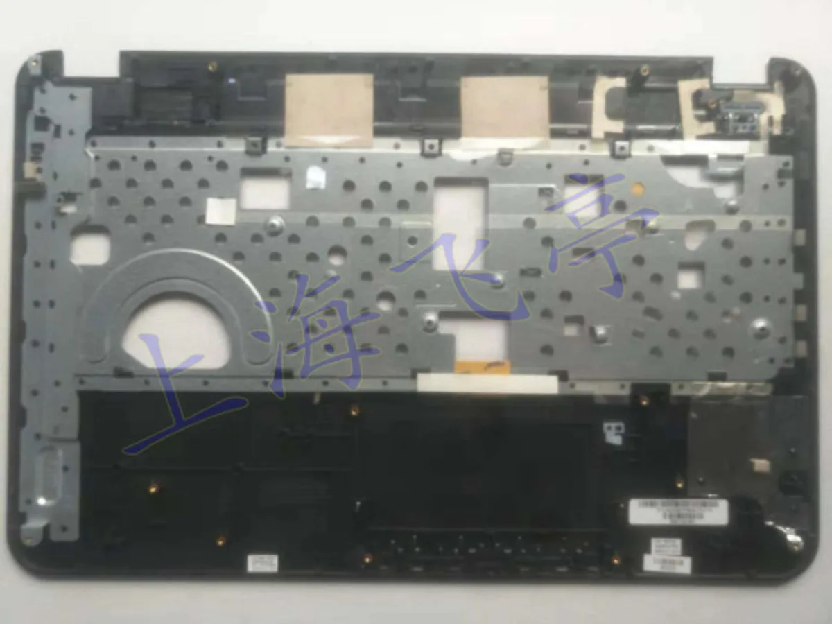 AA 98new Defects Apply to HP G7-2000 G7-2025 C Case without Touchpad 685129-001
