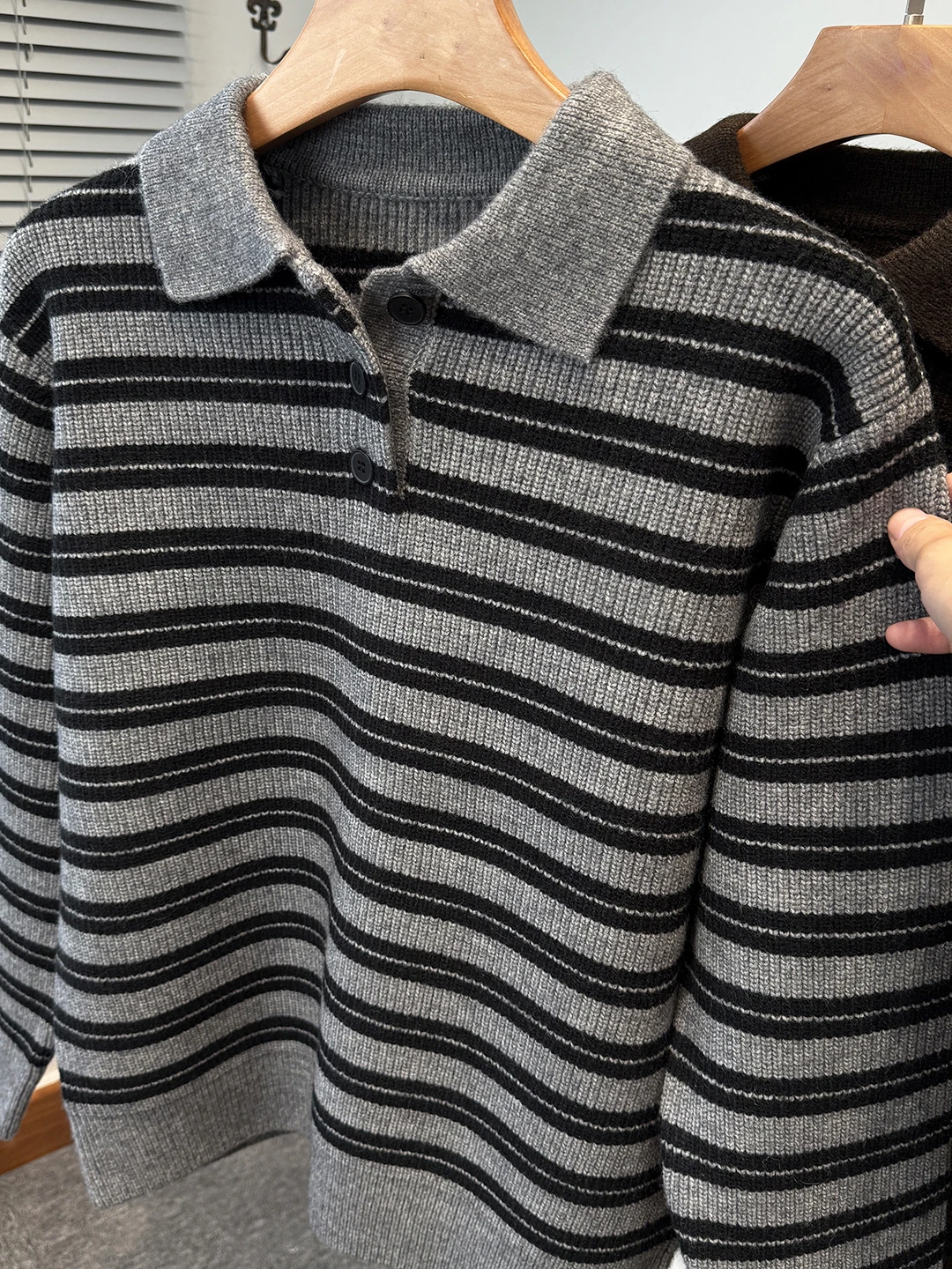 

Warm Long Sve Ne Striped Knitwear for Men Casual Loose Fit Comfortable Autumn Winter Outerwear Trendy Street Sle