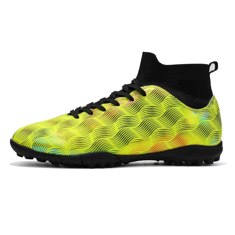 High Top Couples Soccer Shoes Anti-Slip Spiked Football Boots Breathable Soccer Training Shoes Comfortable Outdoor Sports Shoes