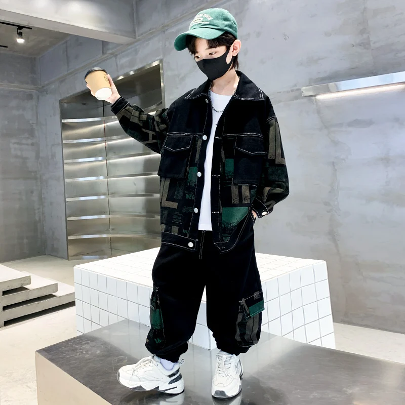 2025 New Boys Denim Suit Trendy Letter Printed Jacket Cargo Pants Streetwear Outfits Casual Loose Children's Two Pcs Clothing