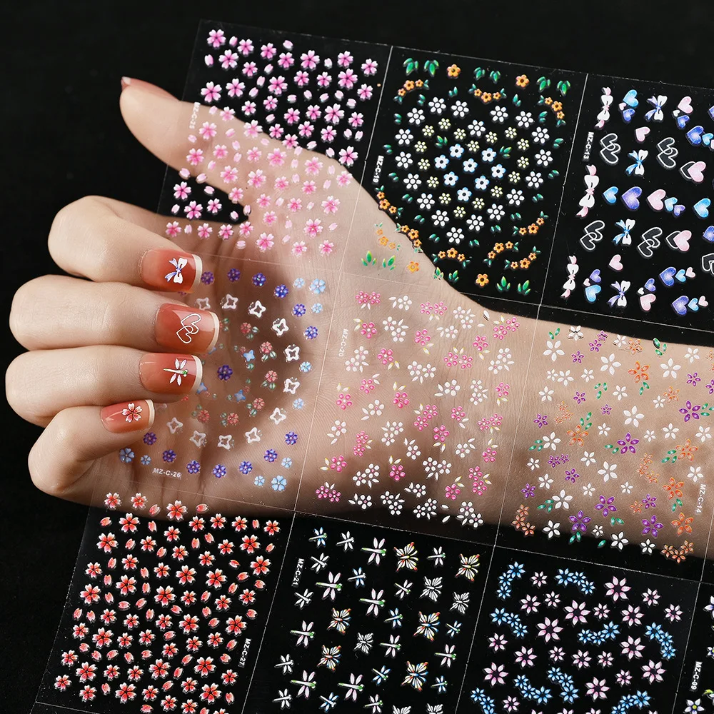 3D Bunte Blumen Kirschblüten Rose Gänseblümchen Nagelaufkleber 30/60 Stück Niedliche Herz-Nagelsticker Maniküre-Dekoration 5,5*6cm