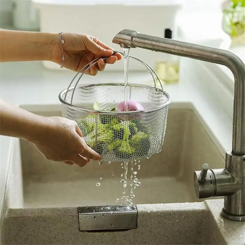 يجب أن تحتوي سلة القلي مع المقبض على ملحق المطبخ للمباري المقلية العميقة N58D