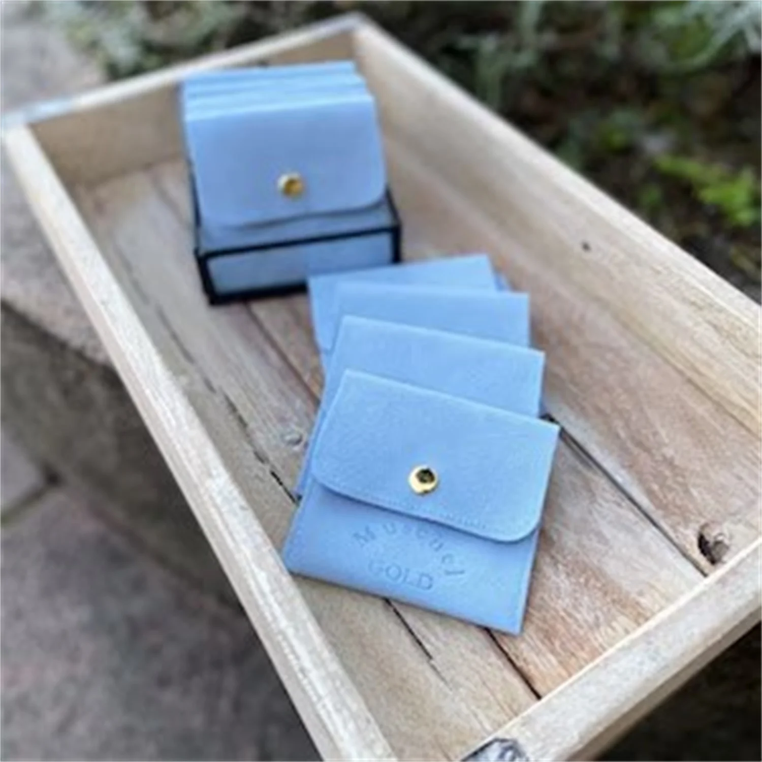 

50шт синей сумки из микрофибры с пуговицами, оптовая продажа, индивидуальный логотип, ювелирные изделия, ожерелье, серьги, брошь, маленькая сумка