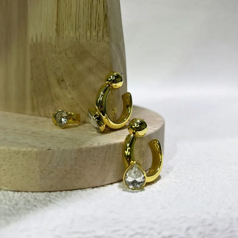 2025 Nieuwe Originele Gouden Hoge Sieraden Set Mode voor Vrouwen Waterdruppel Ketting Ring Oorbellen Armband Romantisch Cadeau