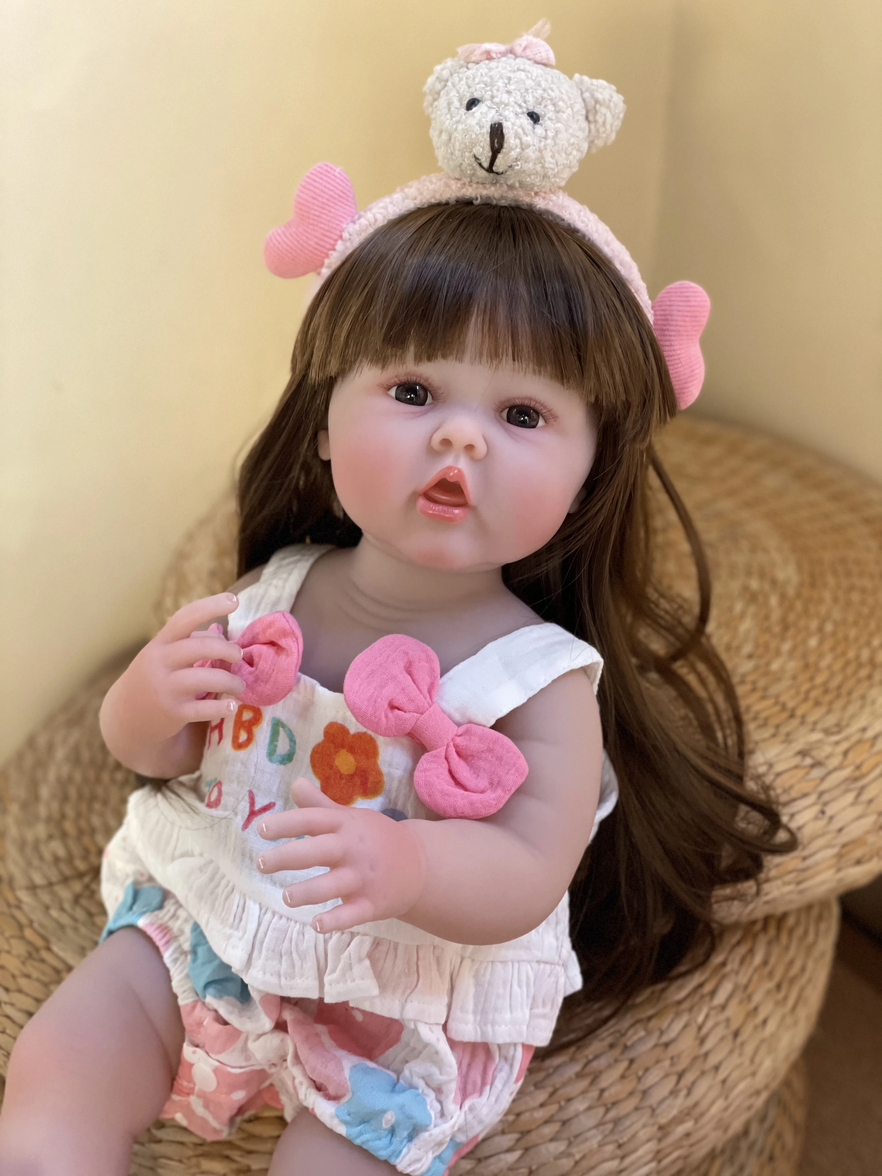 55CM Erin Reborn Puppen Gemalt Volle Körper Vinyl Saugen Finger Mädchen Reborn Baby Puppen Für kinder Geschenk bebe Reborn