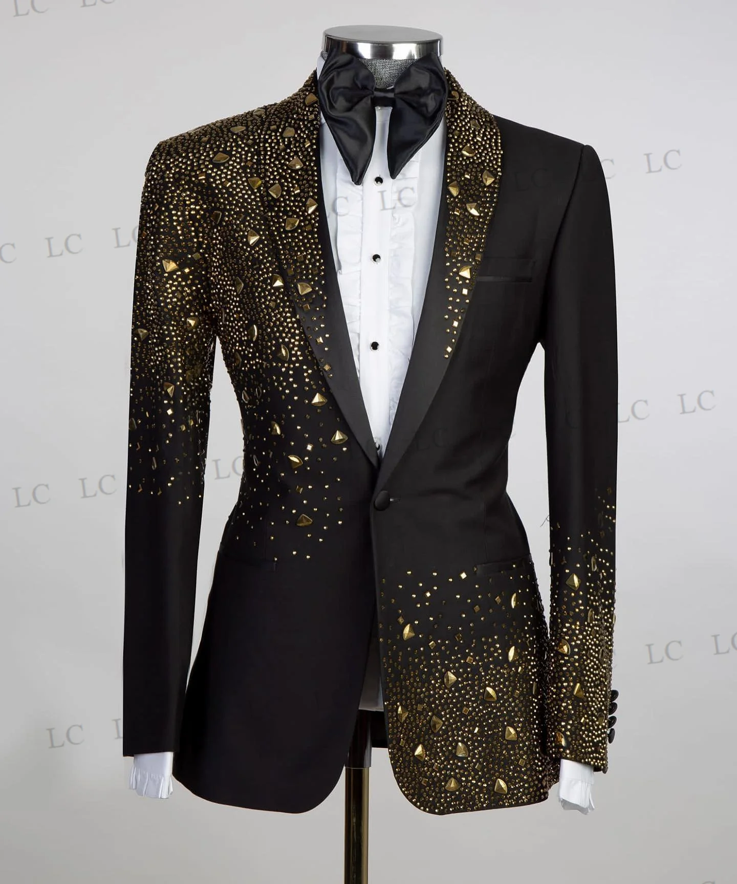 2 Pieces Luxury Beading Diamonds Men Suit Blazer Pants One Button Prom Tuxedo Sparkly Prom Wedding Groom Plus Size Costume Homme