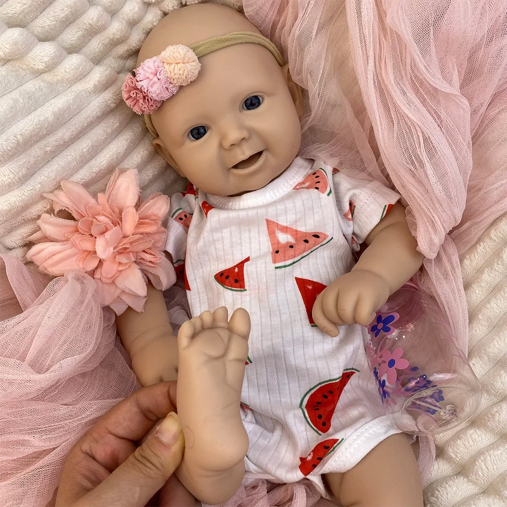 20Inch Lifelike Full Body Silicone Reborn Doll Real Touch Can Use Pacifiers Washable Prop for Newborn Photographers
