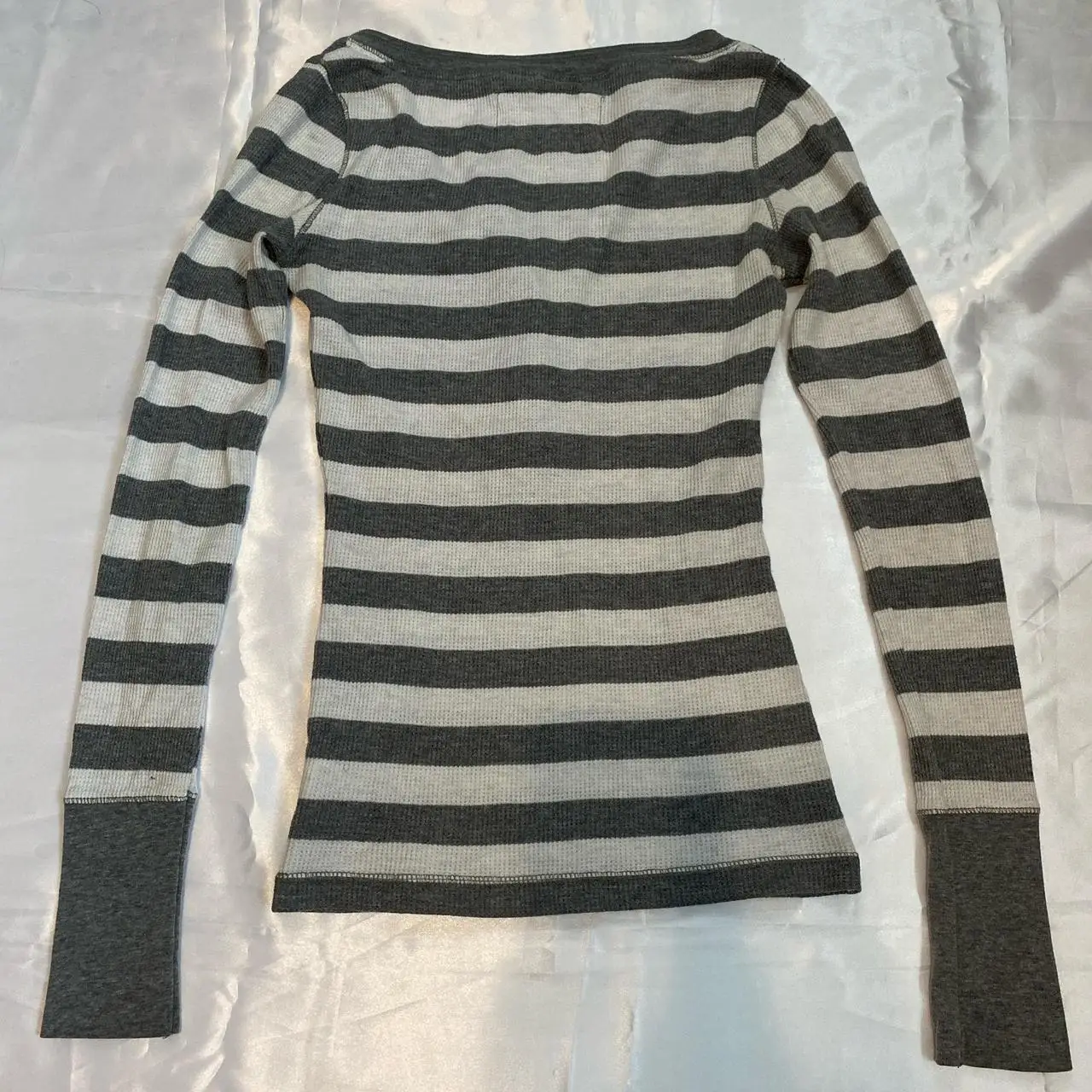 Tops con estampado de rayas para mujer, camisas Henley ajustadas de manga larga con cuello en V, blusas Grunge de hadas, ropa Vintage bohemia