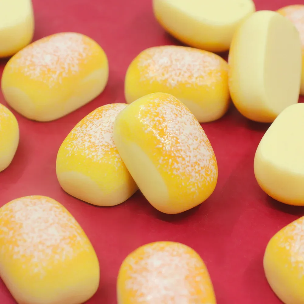 Kawaii Resin Mini 3D Butter Coconut Bread Figures for Crafts Flatbacks Miniature Flatback Cabochons Figurine Charms Material DIY 3