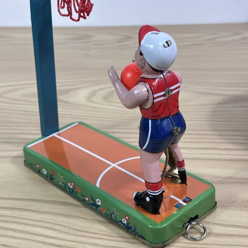 [Spaß] Erwachsene Sammlung Retro Aufziehspielzeug Metalldose Basketballspieler Schießen Basketballständer Uhrwerk Spielzeugfiguren Modell Geschenk