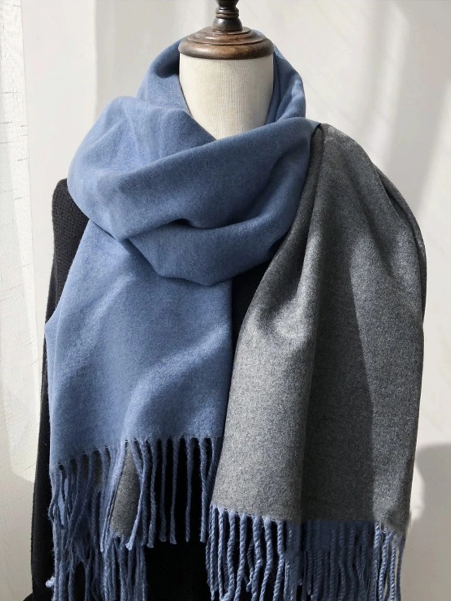 sciarpa-camere-fronte-retro-da-donna-antivento-calda-thi-nappa-punteruolo-ne-scaldino-azmuou-coreano-sle-autunno-inverno-accessori