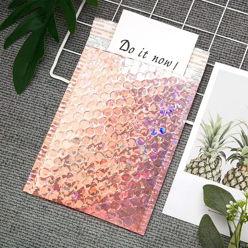 Laser Silver 50Pcs Delivery Package Packaging Holographic Mailer Packing Bag Laser Pink Shipping Bags Bubble Envelope