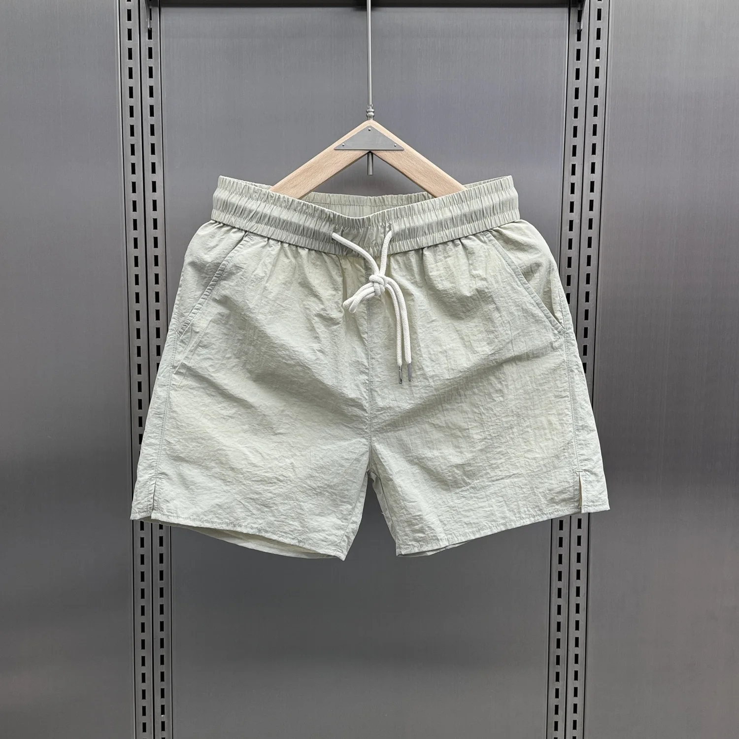 

Men's fashionable lightweight breathable quick drying shorts couple's fashionable casual shorts drawstring beach pants