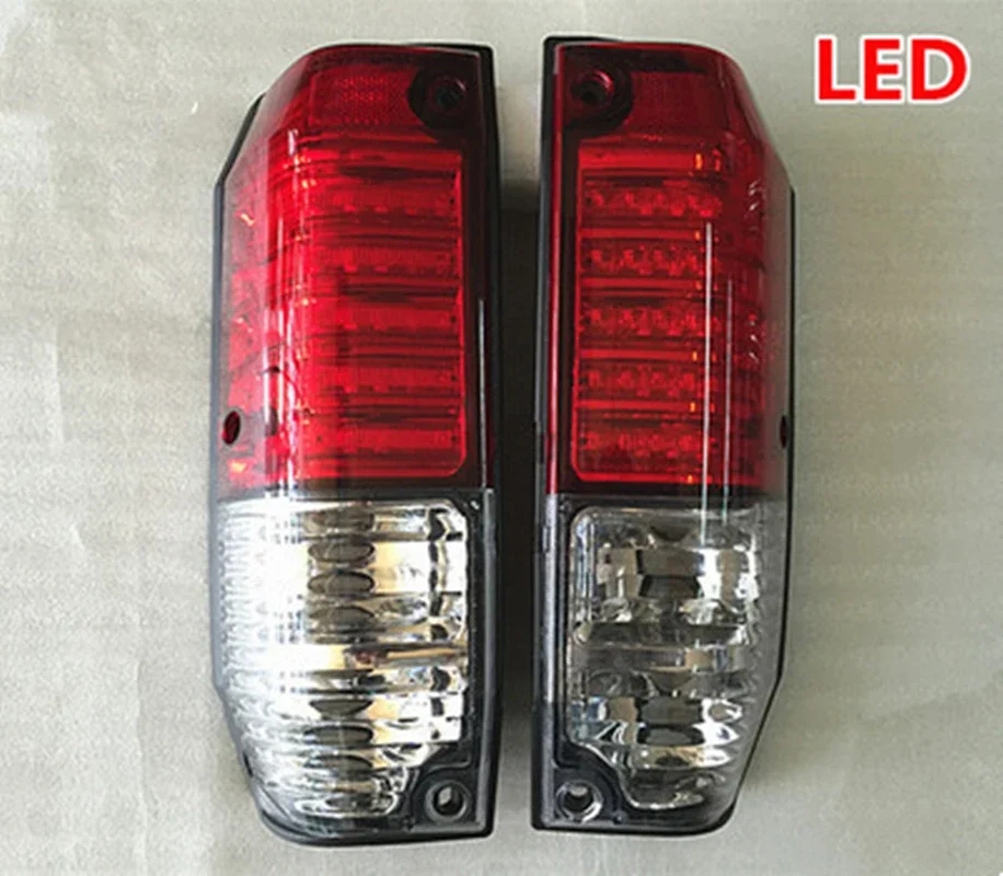 Tail light assembly for Toyota Land Cruiser LC70 LC76 LC77 LJ77 RJ77 FZJ76 GRJ76 HZJ76 4500  brake reversing turn signal