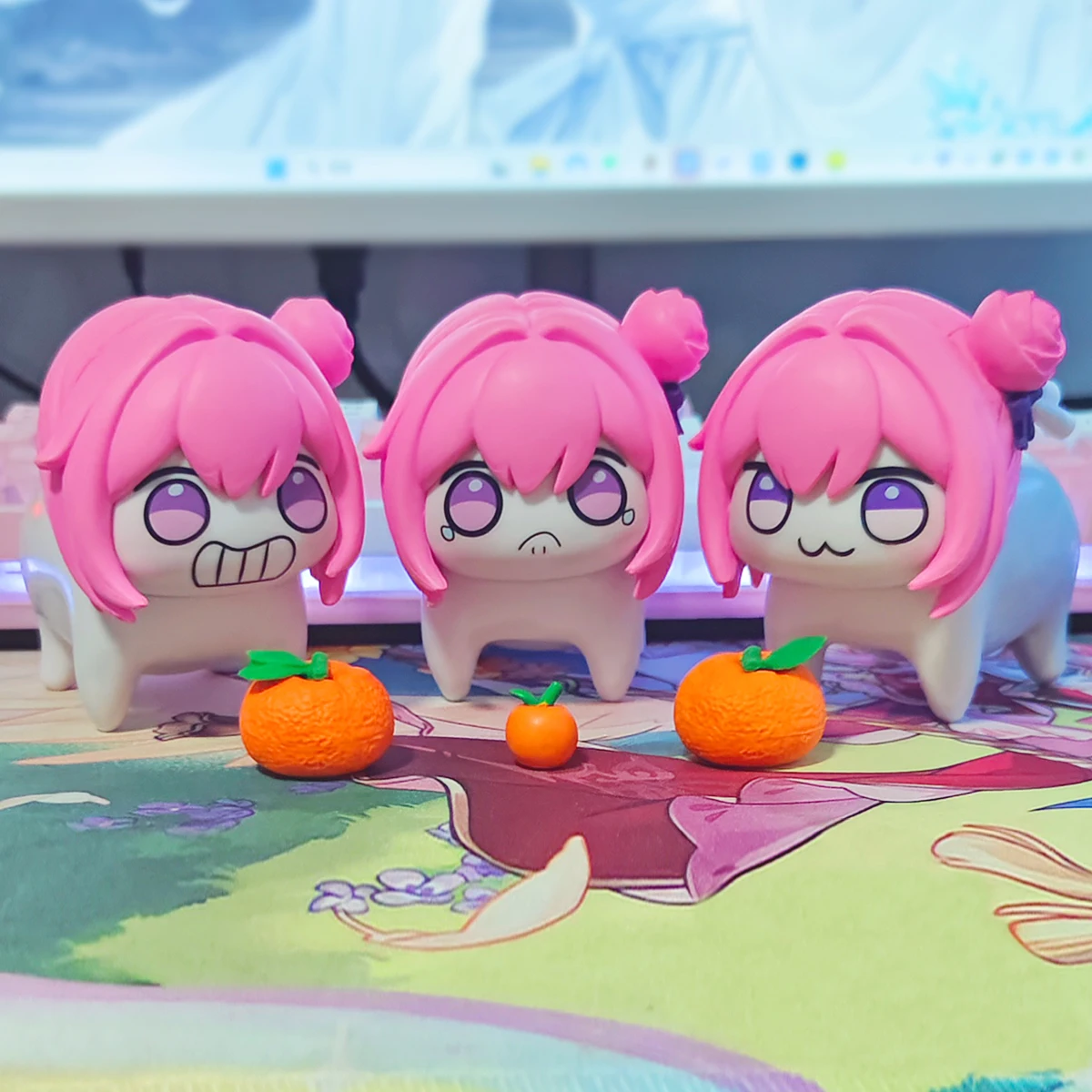 

Nikke Doro Series Anime Cosplay Collectible Figure Desk Decor Hand Puppet Keychain Model Statue For Fans And Collectors