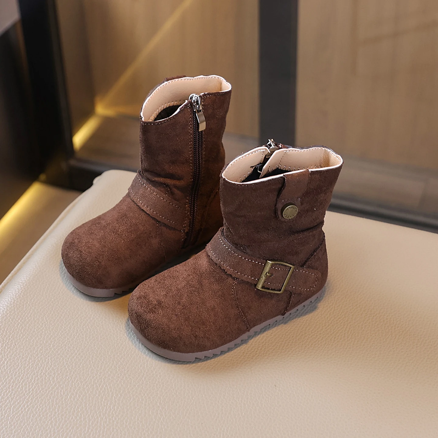 New Winter Girl's Boots Suede Two Color Slip-on Flexiable Classic Kids Boots Plush Warm Light Trendy Daily Comfy Children Shoes
