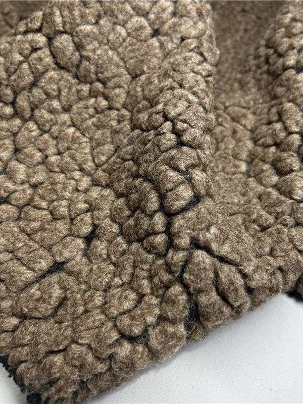 

Thickened Woolen Knitted Sheepskin Fabric Rock Crack Pattern Warm Coat Material Autumn Winter High Density Fuzziness DIY Sewing