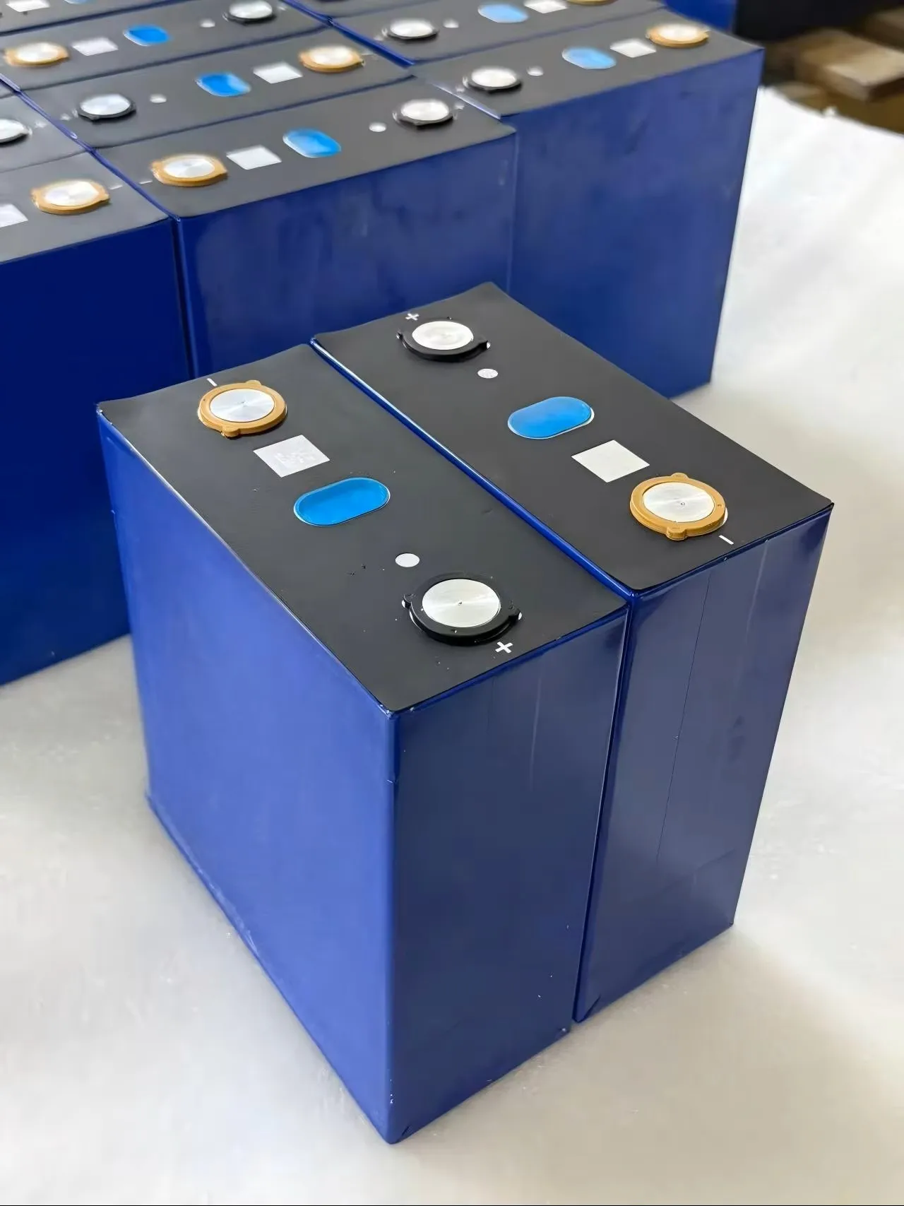 Gotion 3.2v 300ah lifepo4 bateria de íon de lítio armazenamento doméstico inversor solar de energia kits de reciclagem de veículos diy 12v 24v 48v