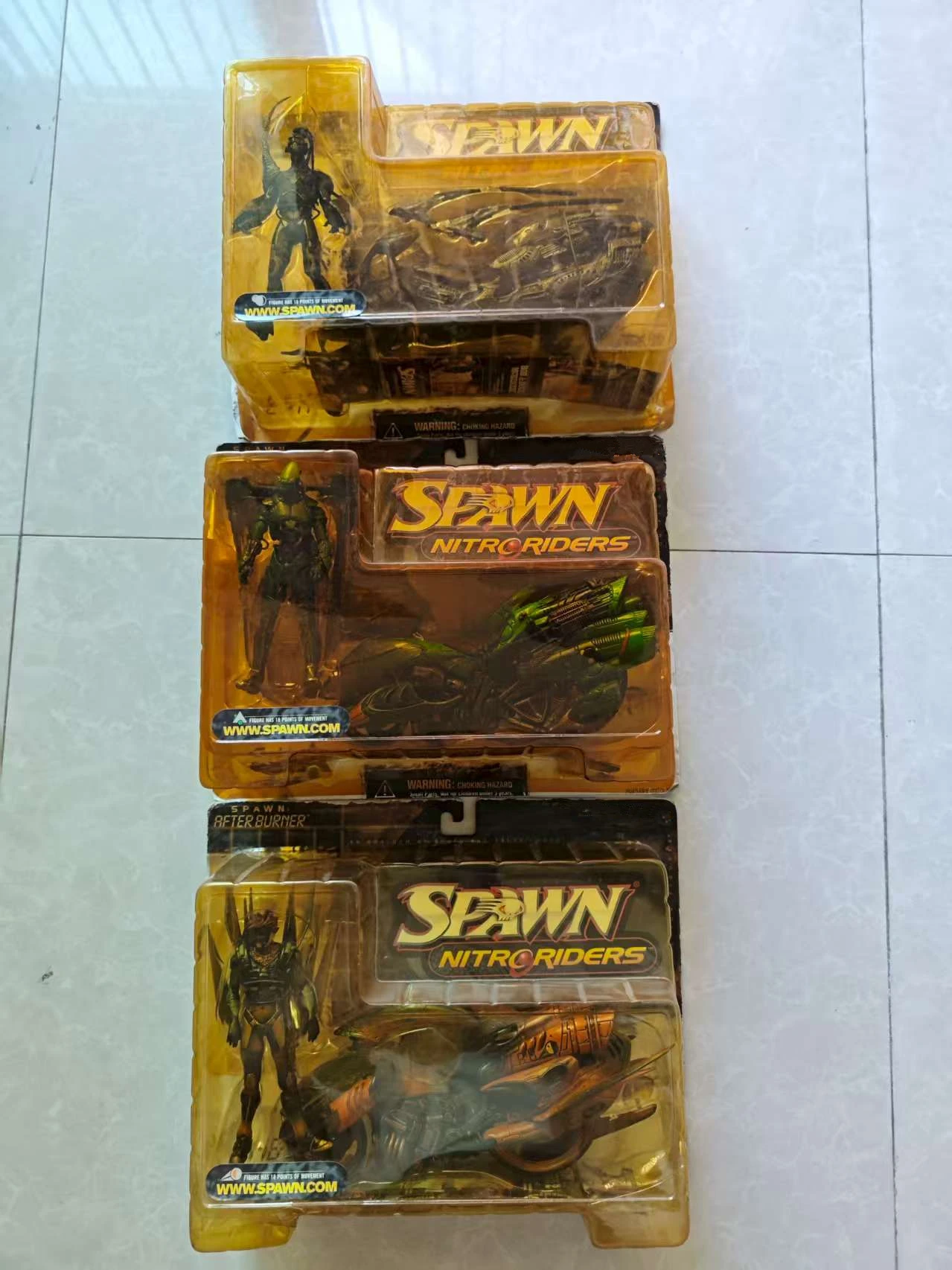 Фигурка McFarlane Spawn Series 16, Nitro Riders After Burner, редкие винтажные игрушки 1999 года. Коробка слегка желтая. Фигурка McFarlane Spawn Series 16, Nitro Riders After Burner, редкие винтажные игрушки 1999 года. Коробка слегка желтая.
