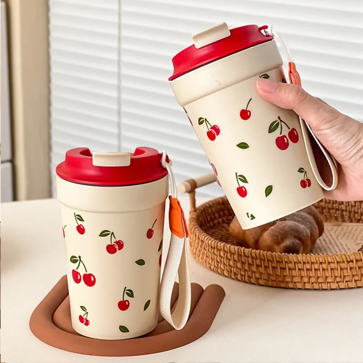 Leak Proof Drinking Cup Tumbler With Nylon Rope Portable Cherry Pattern Plastic Water Cup Heat-resistant Tea Milk Coffee Mug