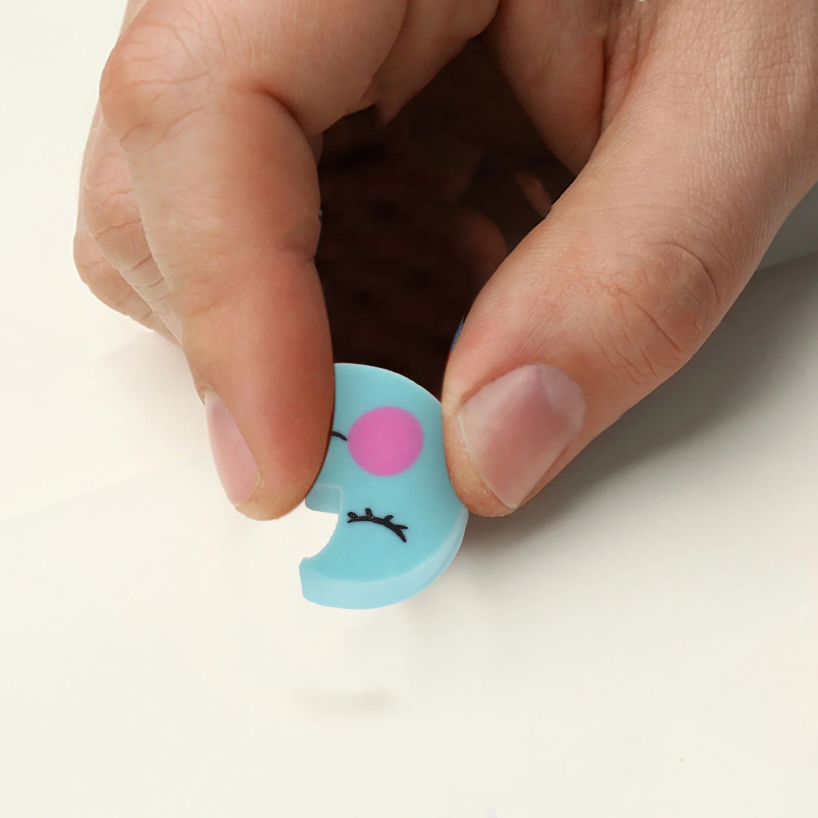 50pcs en forme de lune minuscule mignon Mini pour doux Tpr efficace crayon effacement fournitures d'étude Portable Mini gommes Kawaii école