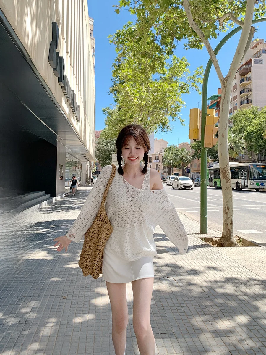 

CallmeEar Hollow out Knitted Sweater Women's Summer Thin Loose Lazy Cover up Long Sve Low round Ne Regular Length