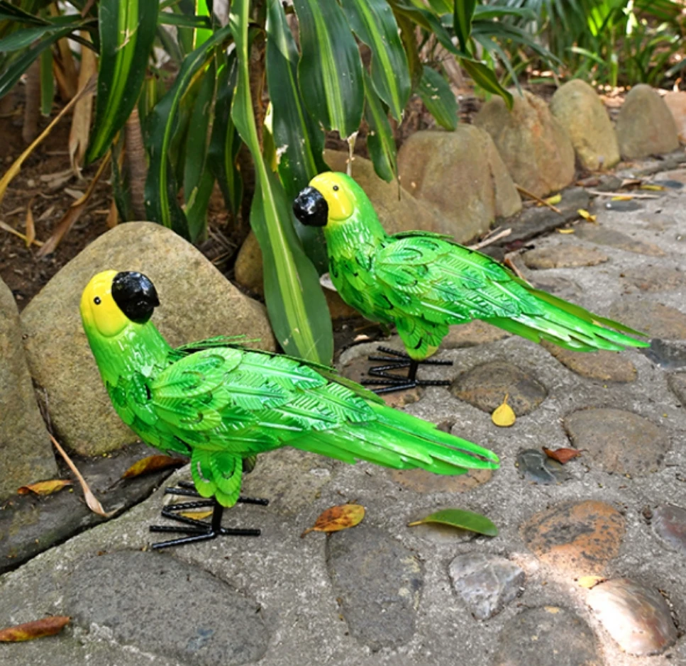 3D Parrot Sculpture Metal Craft Ornament for Indoor/Outdoor Home Decor Iron Garden Landscaping