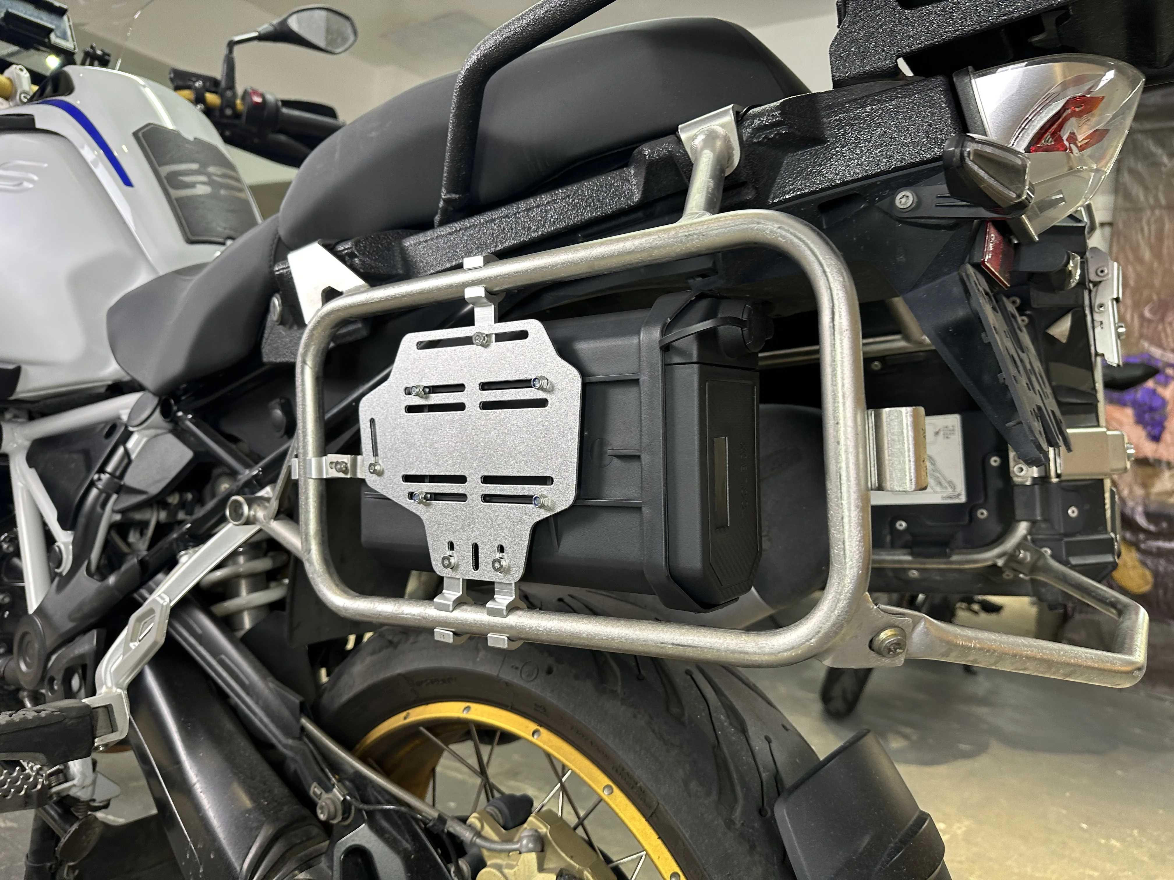 Per Benelli TRK702 TRK502X 2016-2020 2021 2022 TRK 702 502 X Cassetta degli attrezzi per moto Cassetta degli attrezzi con staffa laterale sinistra in alluminio