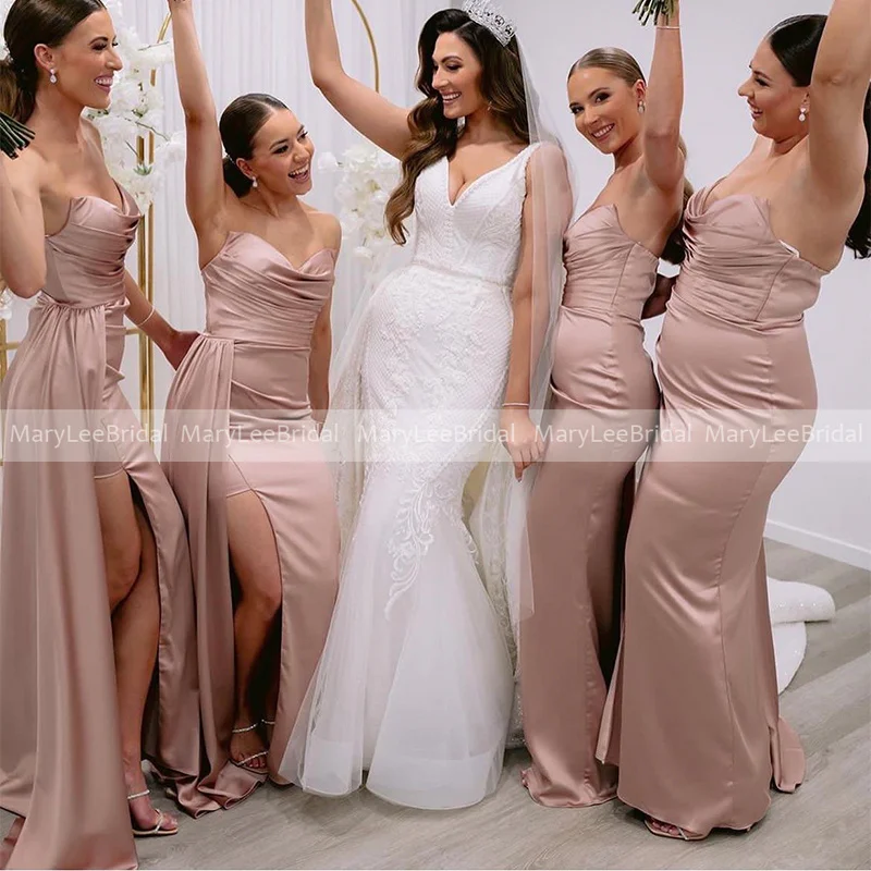 

Plus Size Dusty Pink Bridesmaid Dress with Side Slit Sweetheart Neckline Pleats Satin Long Wedding Reception Dress Formal Party