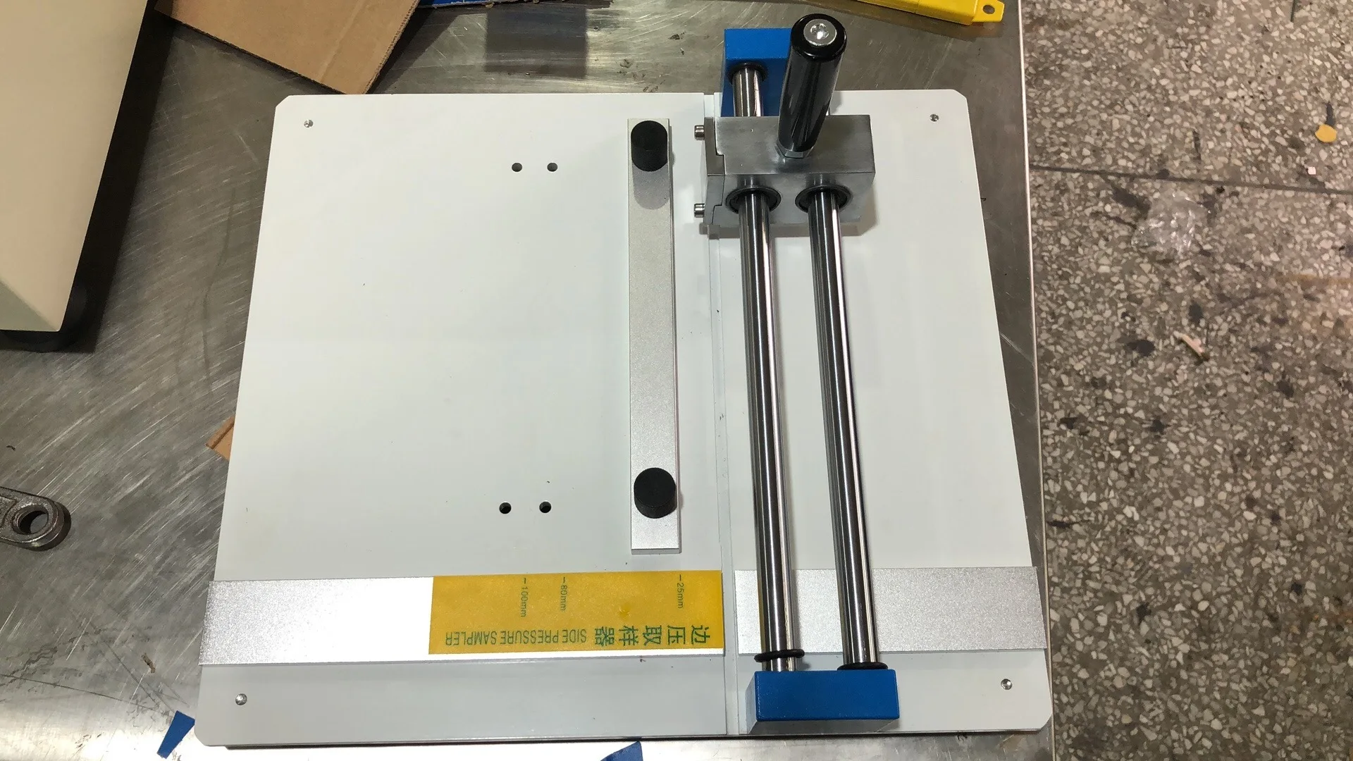 Hochpräziser ECT Edge Crush Test Probenenschneider